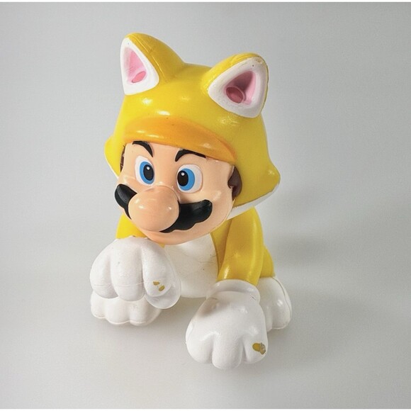 World of Nintendo Super Mario Cat Mario Jakks Pacific PVC Yellow & White Figure - Picture 1 of 9